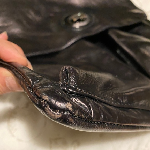 DANIER Patent Leather Metallic Crossbody Bag - Picture 12 of 12